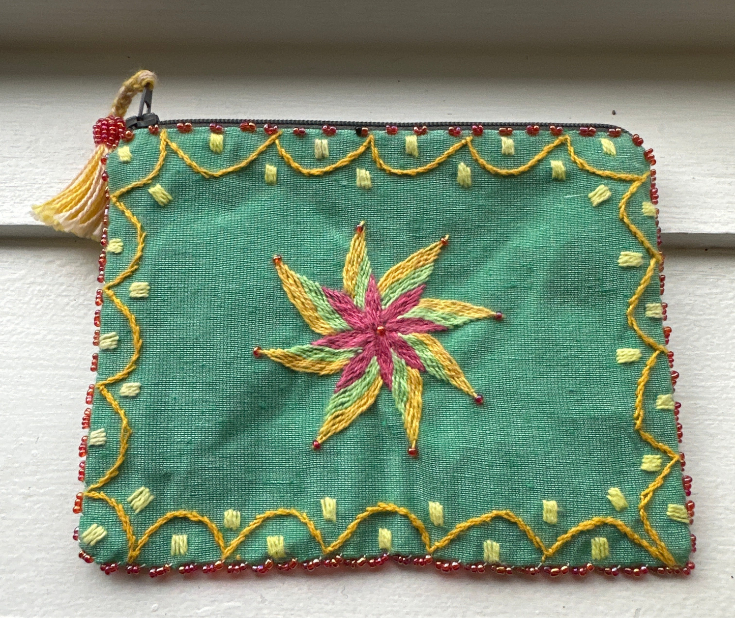 # 3 Brodert liten pung fra St.Catherine Sinai