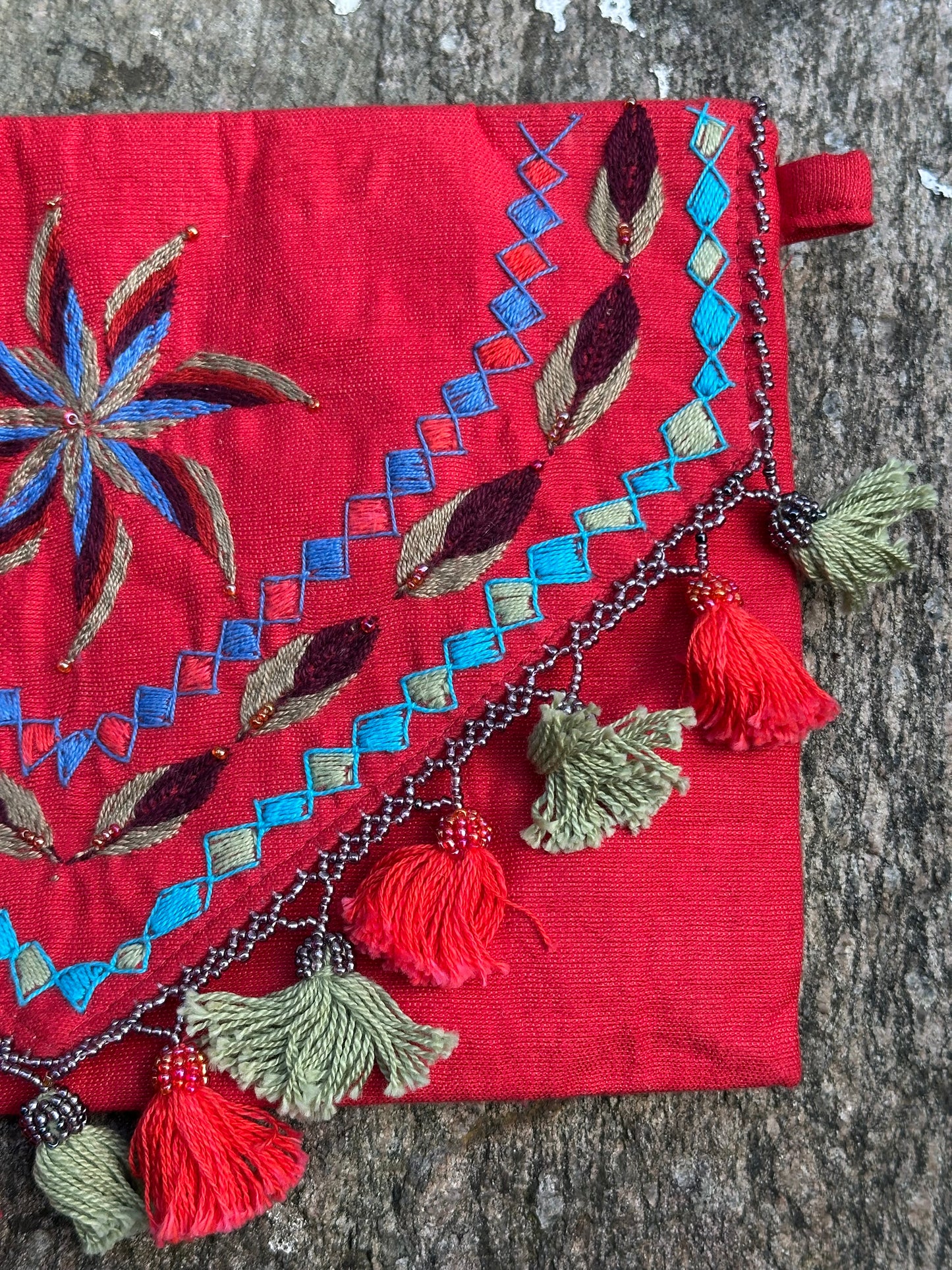 # 23 Brodert clutch veske fra St.Catherine Sinai