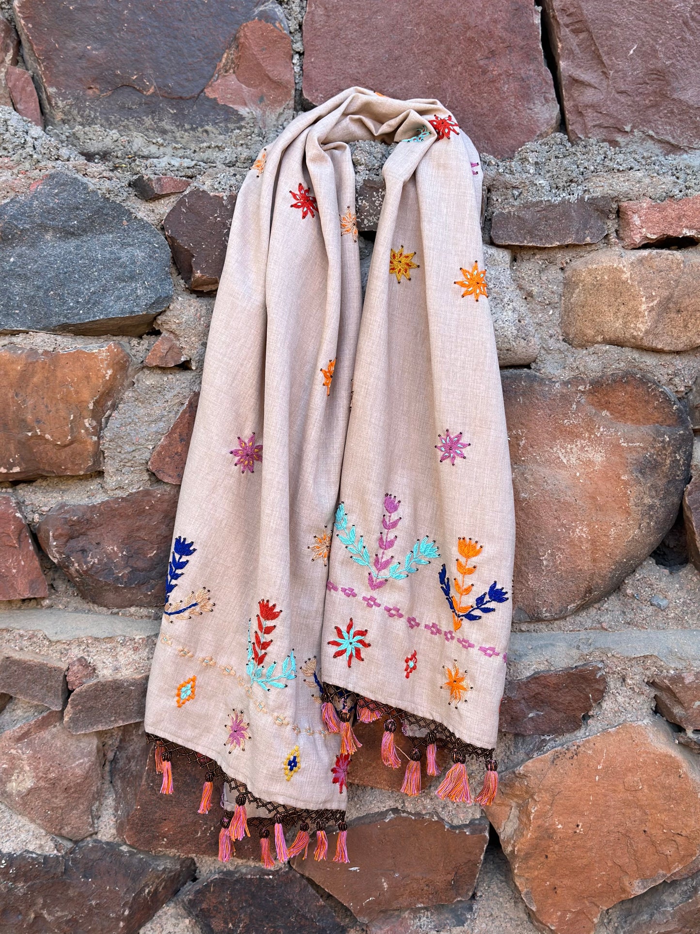 Brodert sjal beige fra St.Catherine Sinai