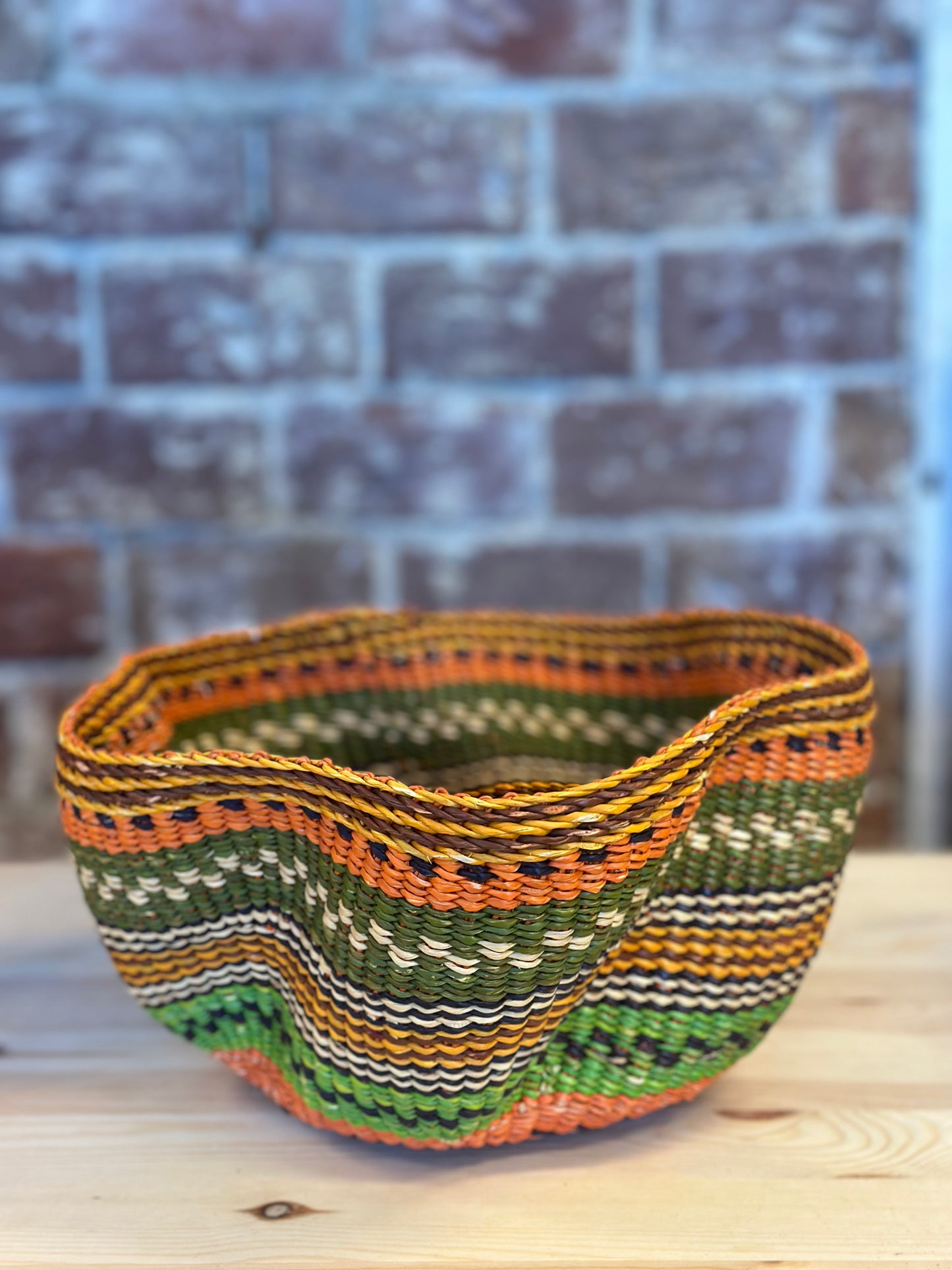NR. 110 PAKURIGO WAVE TINY KURV fra Baba Tree - Fair Trade fra Ghana