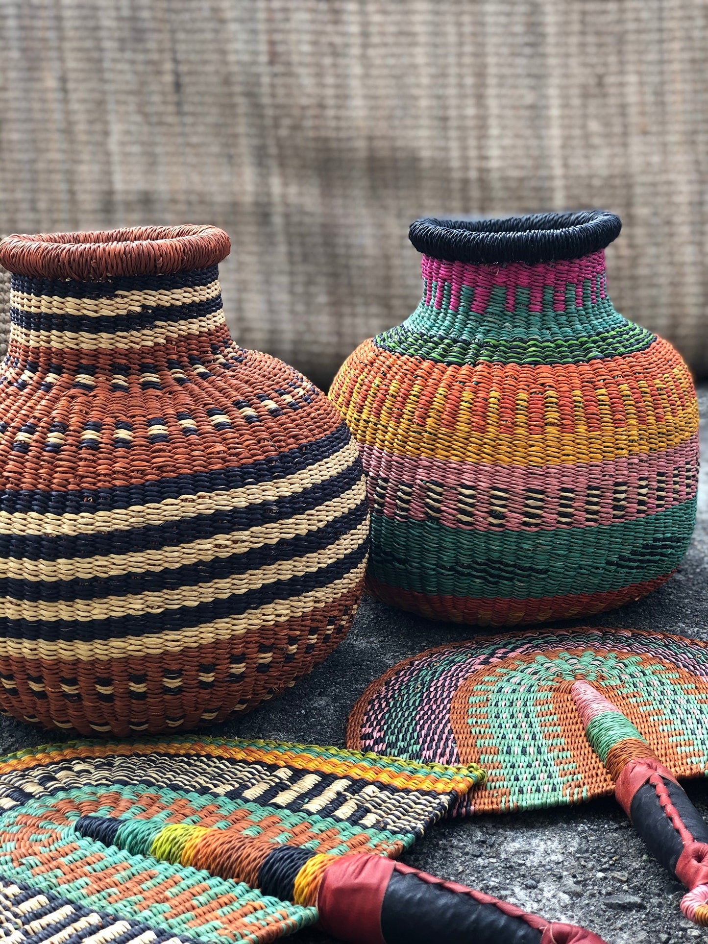 TINY JEMINA VASE KURV #21 COLOUR YOUR WORLD with FAIR TRADE!