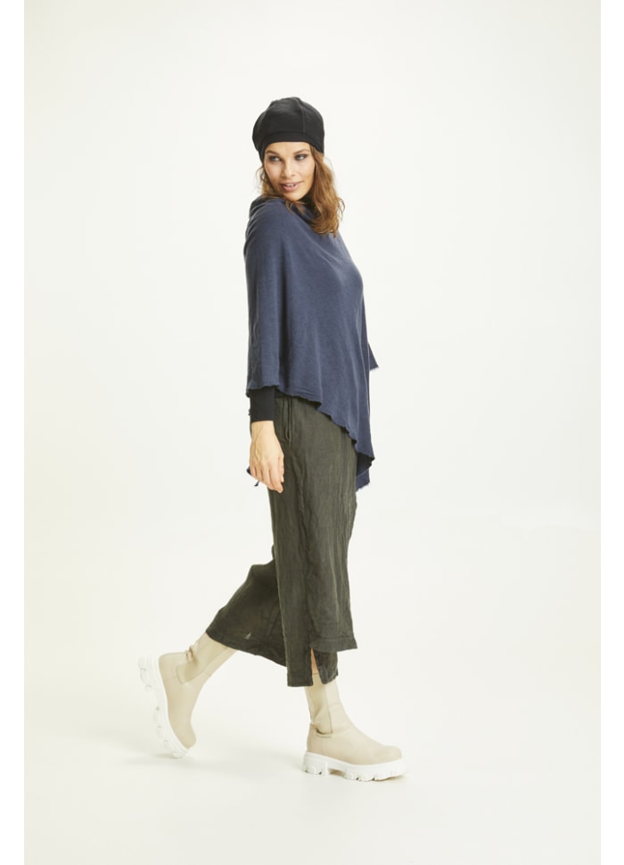 By Basics MERINO ULL poncho 1001 - flere farger å velge i!