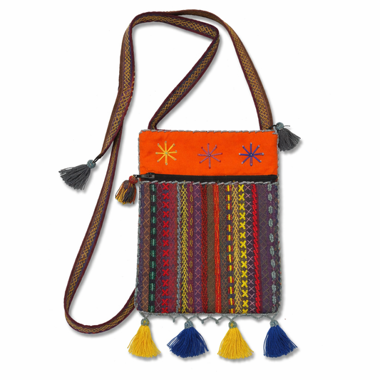 # 85 Brodert passport veske fra St.Catherine Sinai