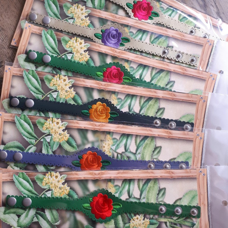 ROSE LÆR ARMBÅND fra Urban Hippies